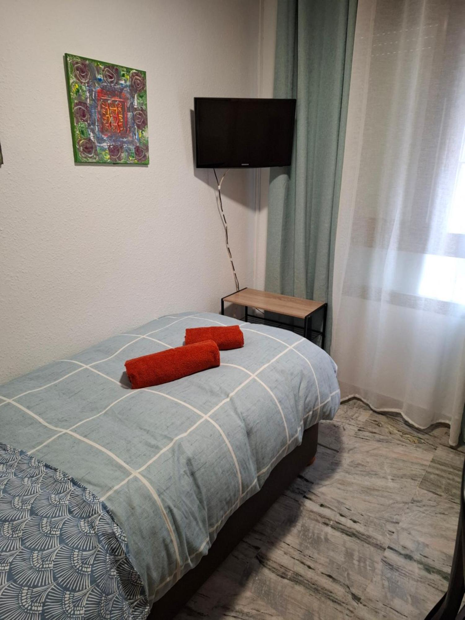 Habitacion Particular Con Bano Privado Sevilla Exteriér fotografie